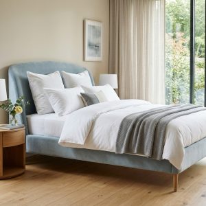 Elsa Curved Organic Velvet Bed Cot